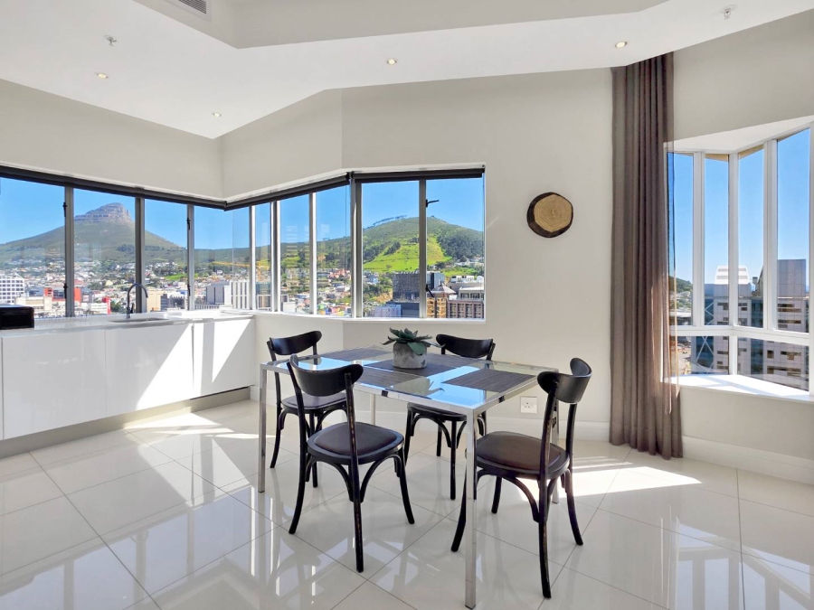 2 Bedroom Property for Sale in Cape Town City Centre Western Cape